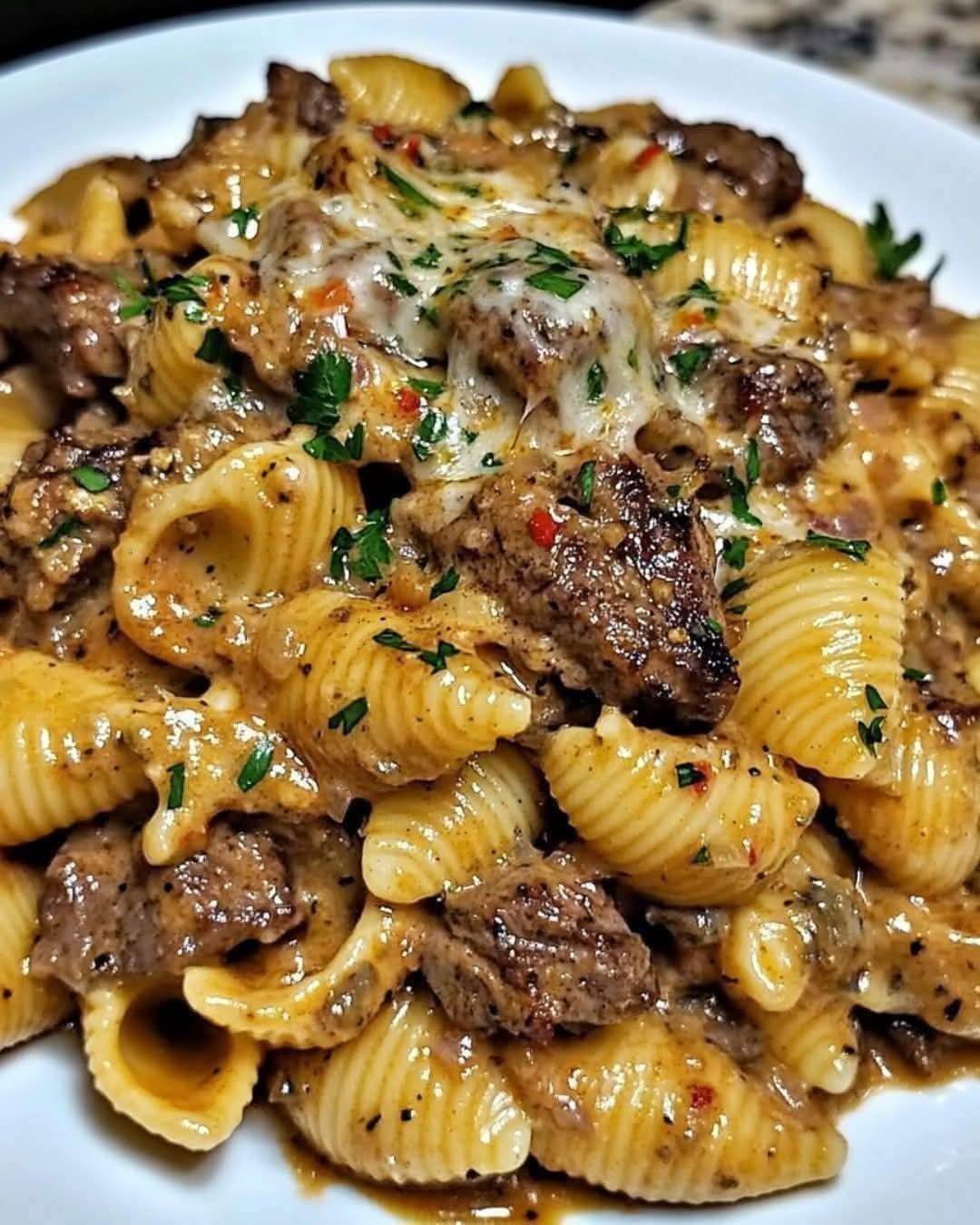 Creamy Paprika Steak Shells