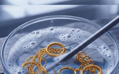 How to Create an Affordable and Simple DIY Jewelry Cleaner at Home