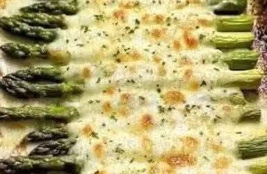 Cheesy Asparagus Casserole